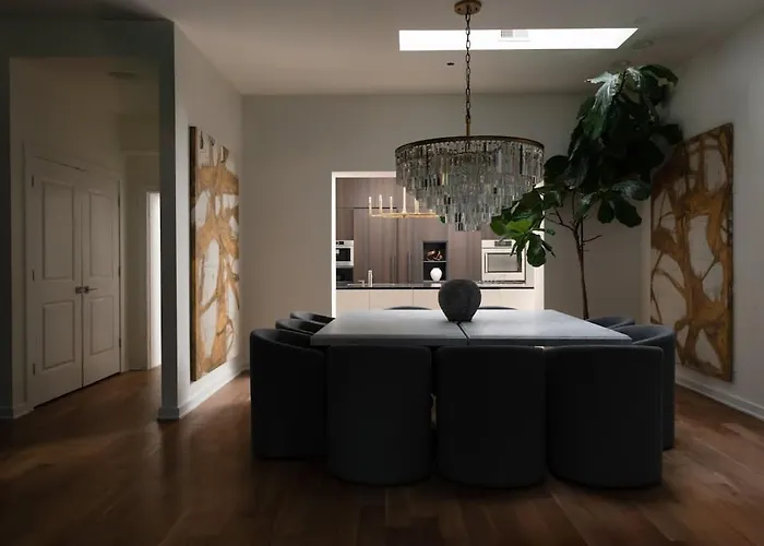 Ferienhaus Luxury Gold Coast Penthouse With Deck & Views